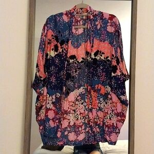 Victoria's Secret Floral Kimono Cardigan Cover Up Blouse Open Front‎ Size XS/S
